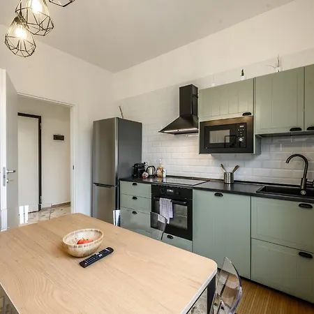 Mutina 5 Apartmán